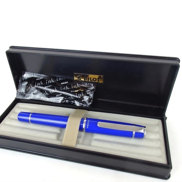 Authentic PILOT fountain pen plastic